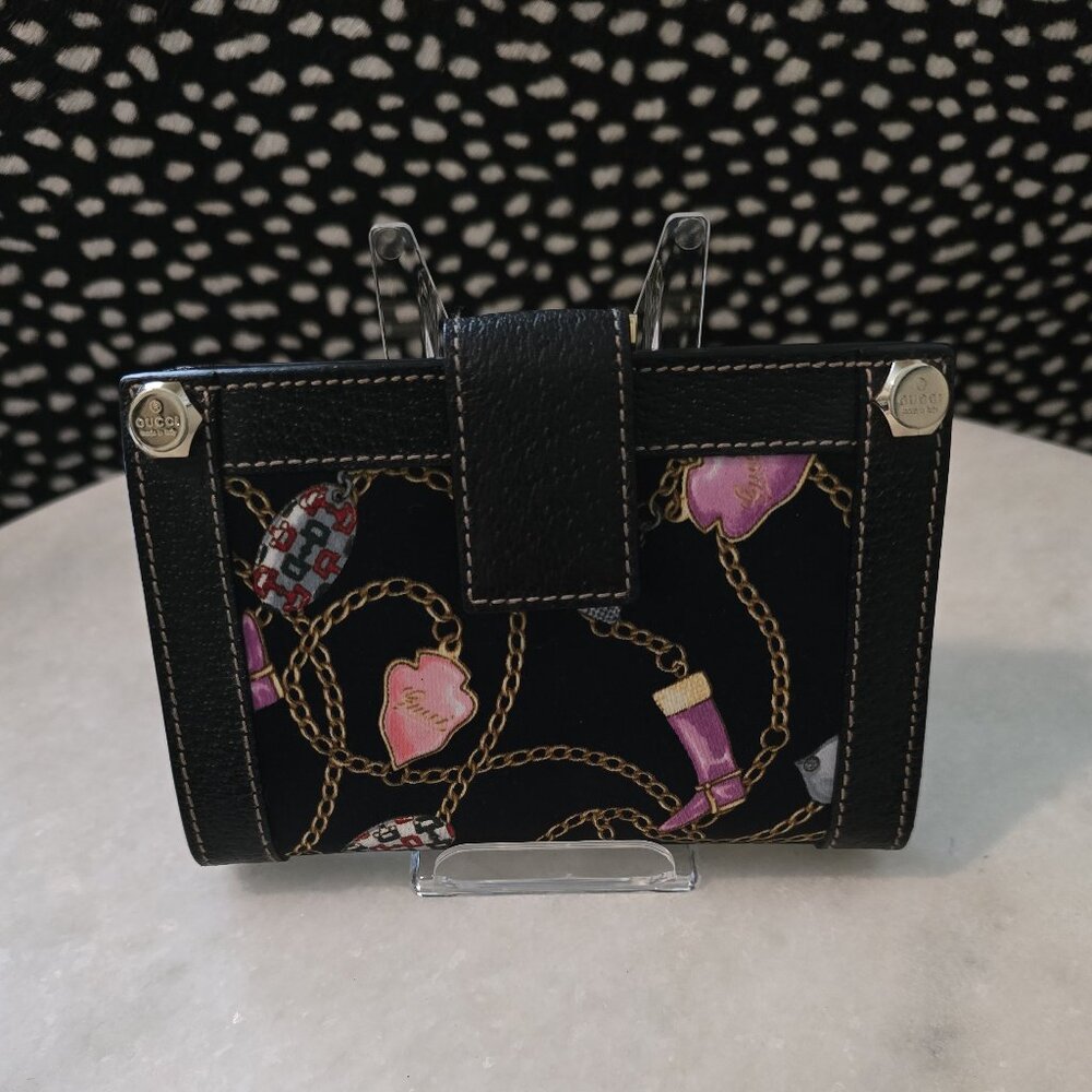 Gucci Small Printed Heart and Chain Motif Wallet in Box
